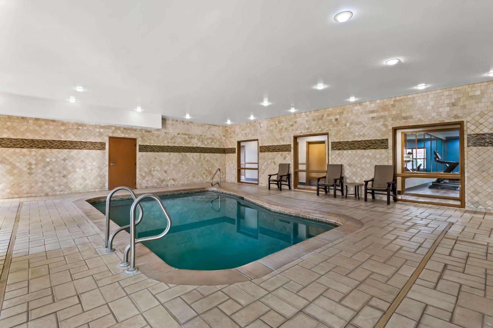 Comfort Suites Roswell Exterior photo