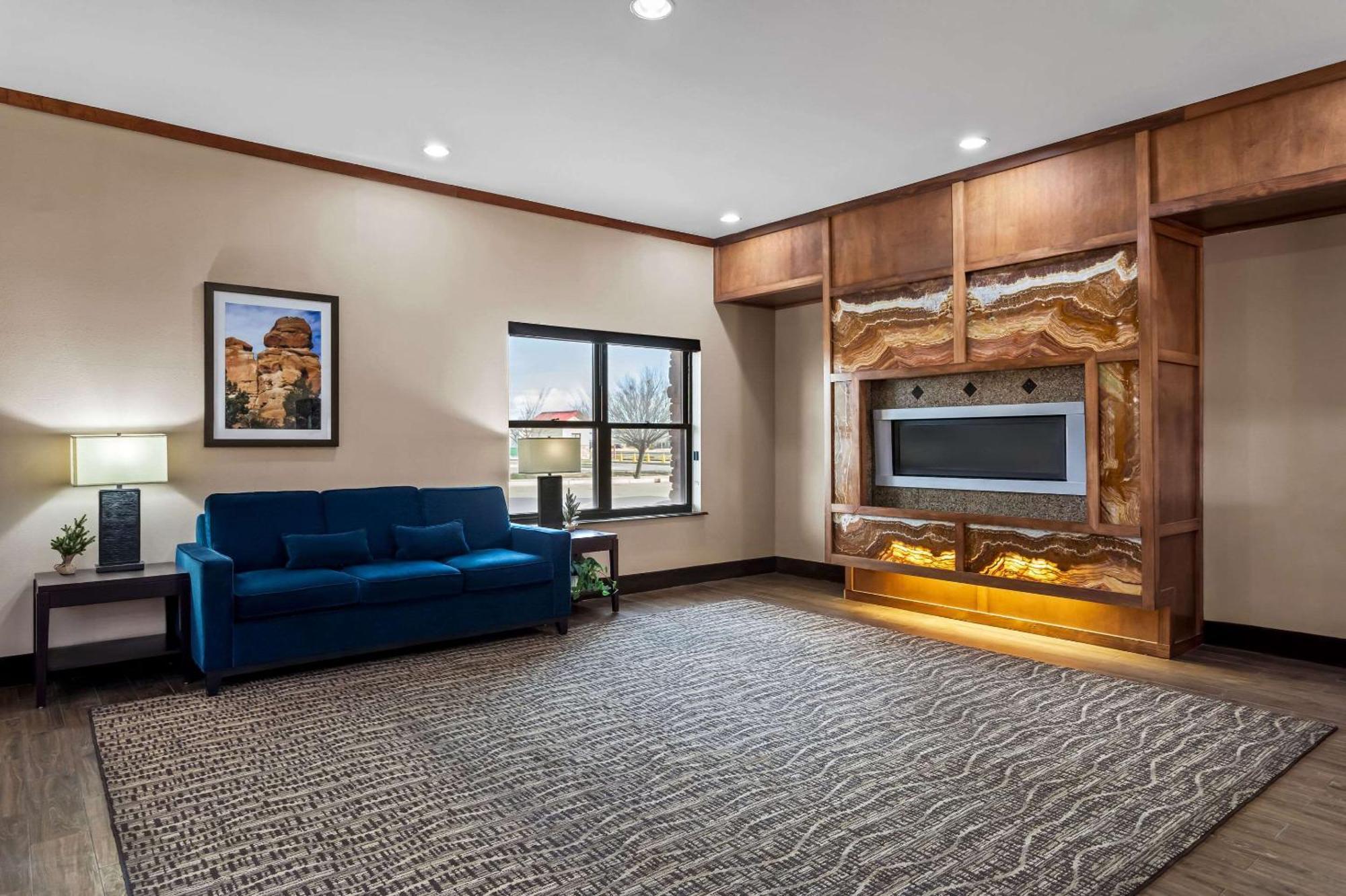 Comfort Suites Roswell Exterior photo
